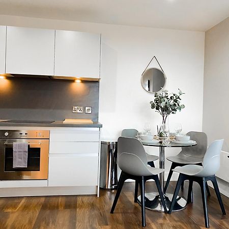 The Panda - Modern 2 Bedroom Apt In Manchester City Centre Exterior foto